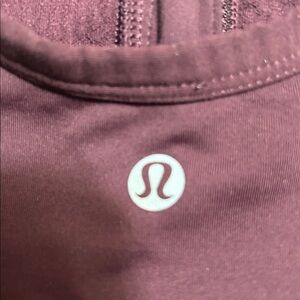 LULULEMON FRONT ZIP SPORTS BRA MAROON BURGUNDY  ATHLETICA INTIMATES SZ 6